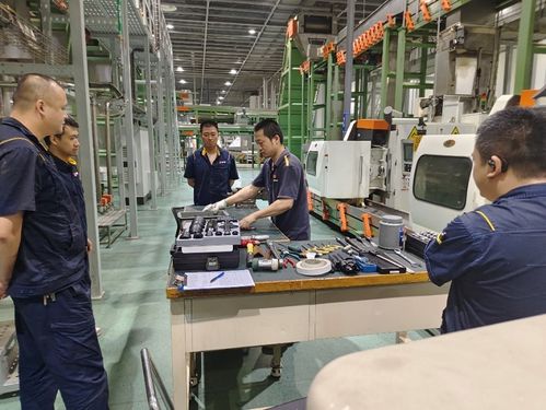 精進技藝展風采，備戰(zhàn)競賽促提升——重慶中煙重慶卷煙廠制絲車間積極備戰(zhàn)設備修理技能競賽